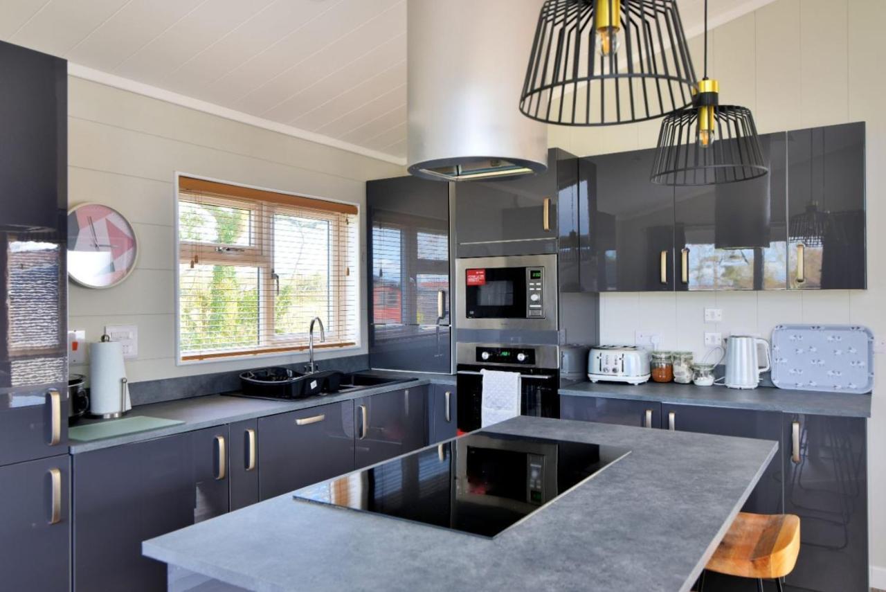 Villa Hazelwood 4 Pinewood Retreat Lyme Regis Esterno foto