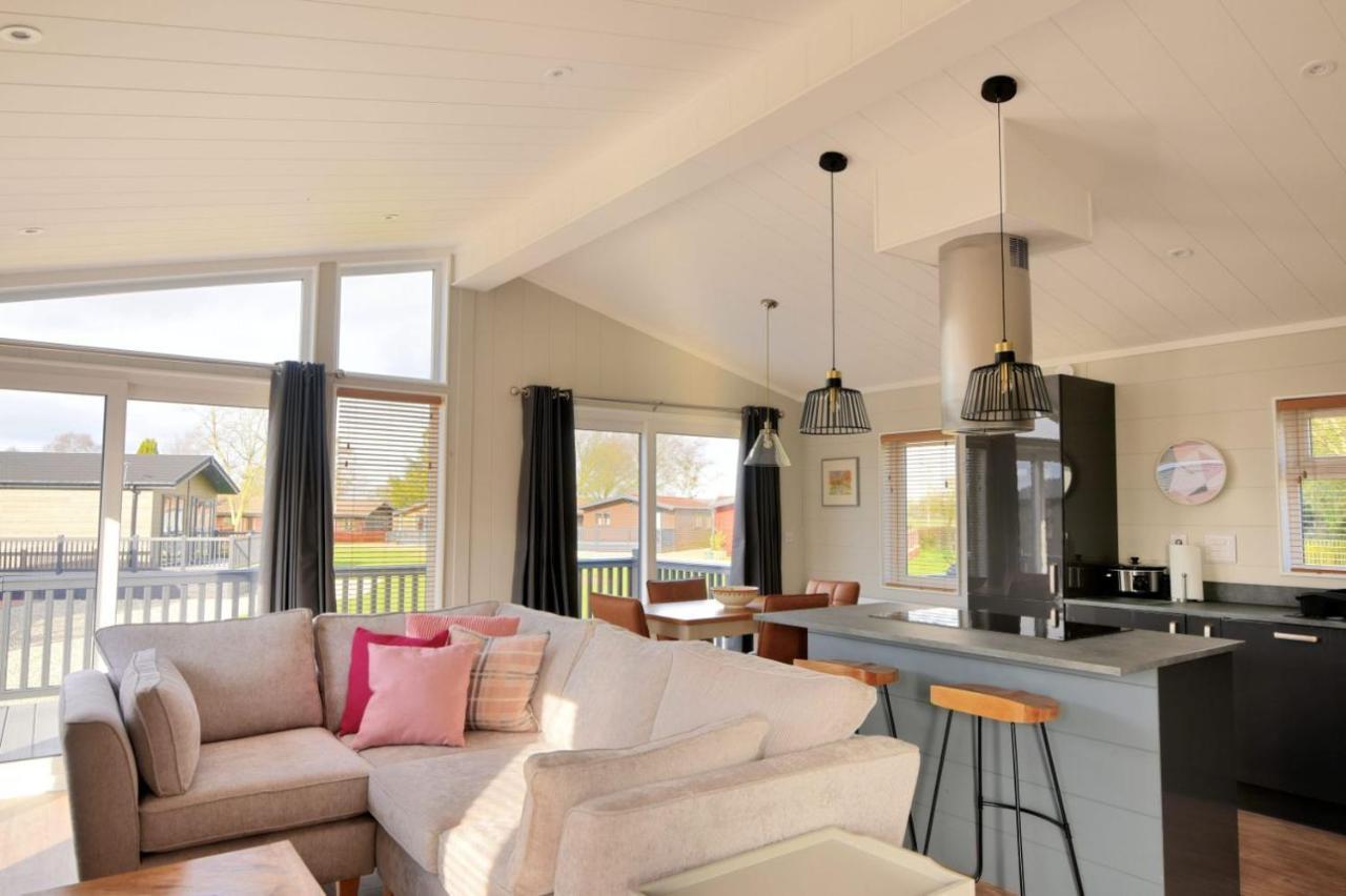 Villa Hazelwood 4 Pinewood Retreat Lyme Regis Esterno foto