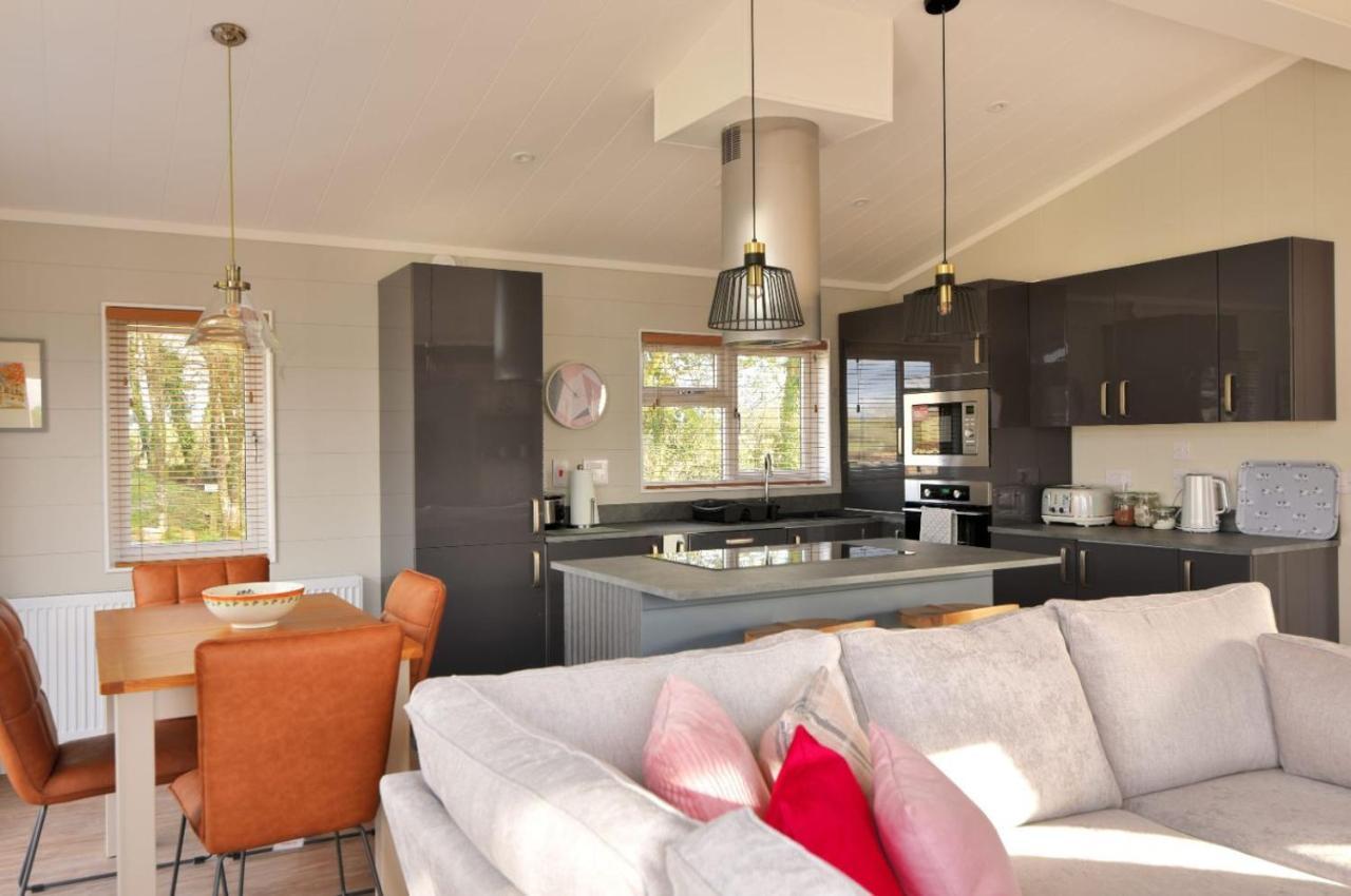 Villa Hazelwood 4 Pinewood Retreat Lyme Regis Esterno foto
