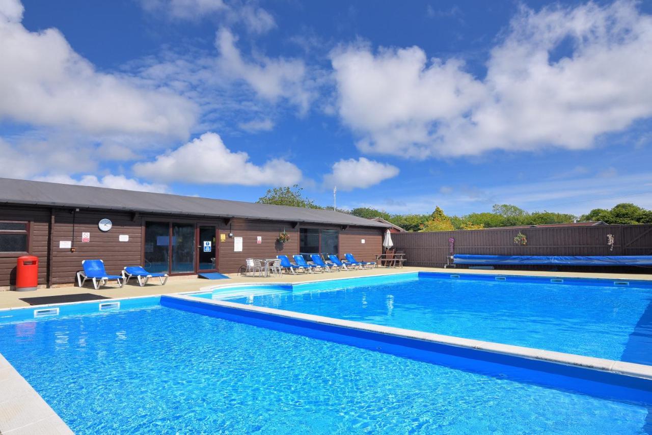 Villa Hazelwood 4 Pinewood Retreat Lyme Regis Esterno foto