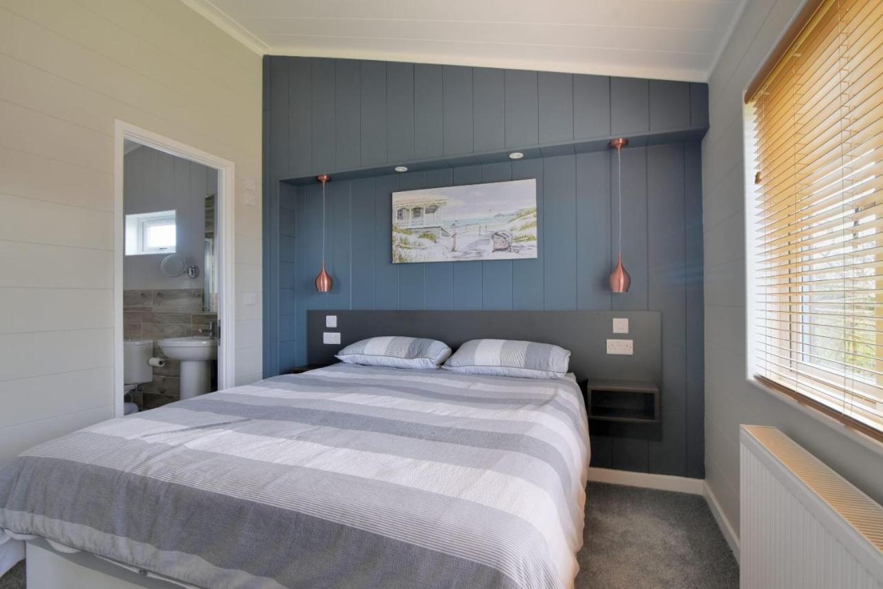 Villa Hazelwood 4 Pinewood Retreat Lyme Regis Esterno foto